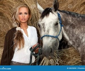 caballo coje mujer|perra .